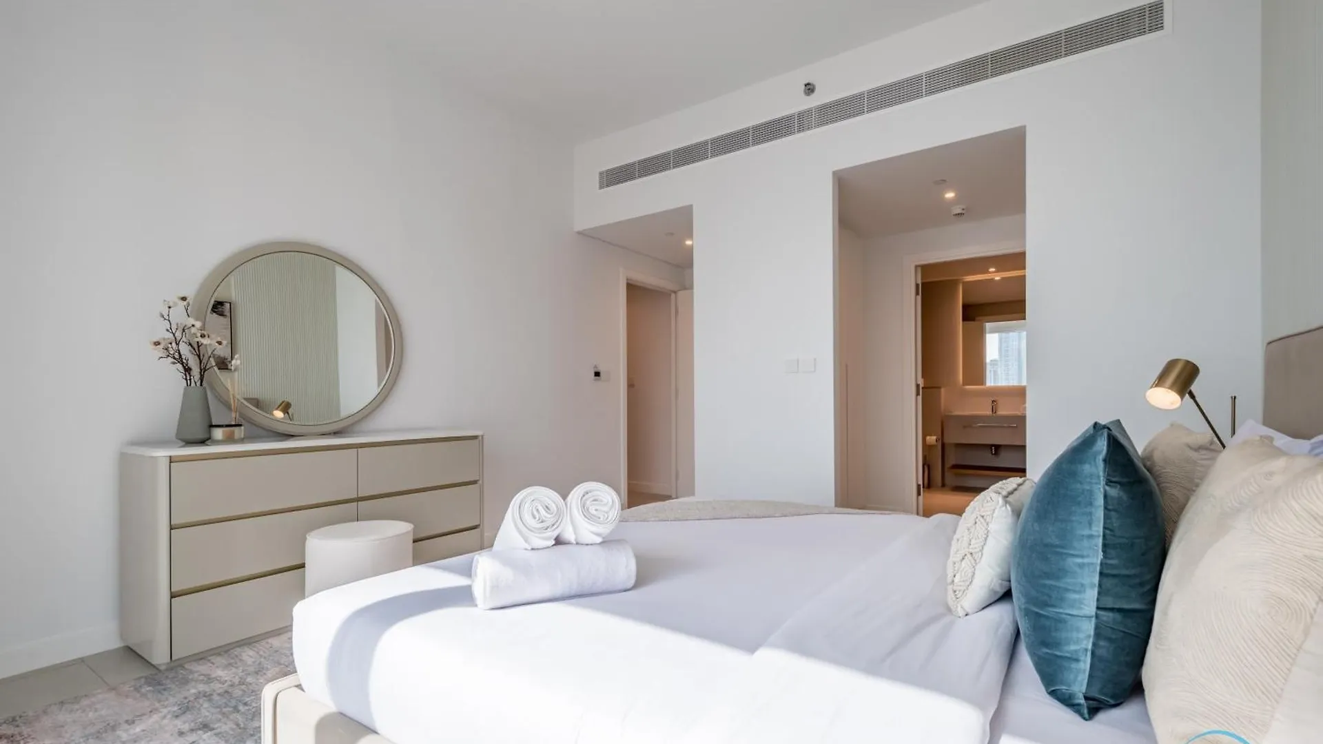 Elegant 2Br Apartment In La Vie, Jbr By Deluxe Holiday Homes Dubái 0*,  Emiratos Árabes Unidos