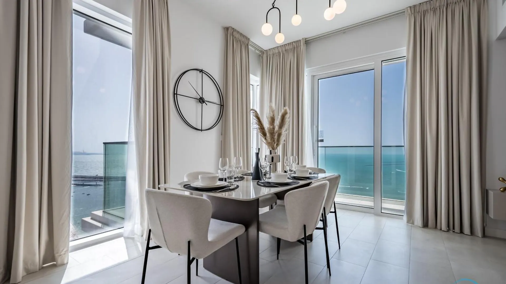Elegant 2Br Apartment In La Vie, Jbr By Deluxe Holiday Homes Dubái