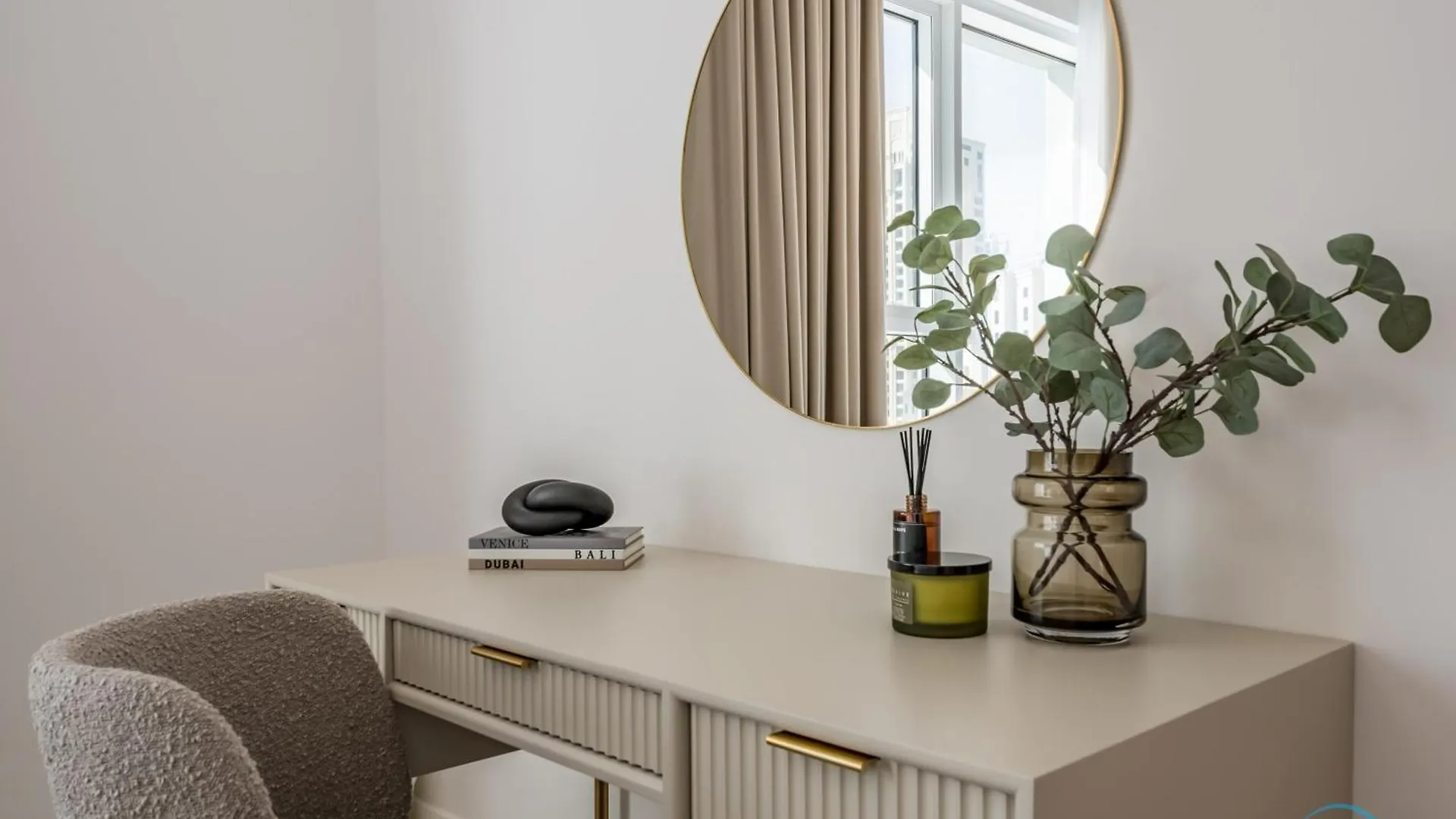 Elegant 2Br Apartment In La Vie, Jbr By Deluxe Holiday Homes Dubaj