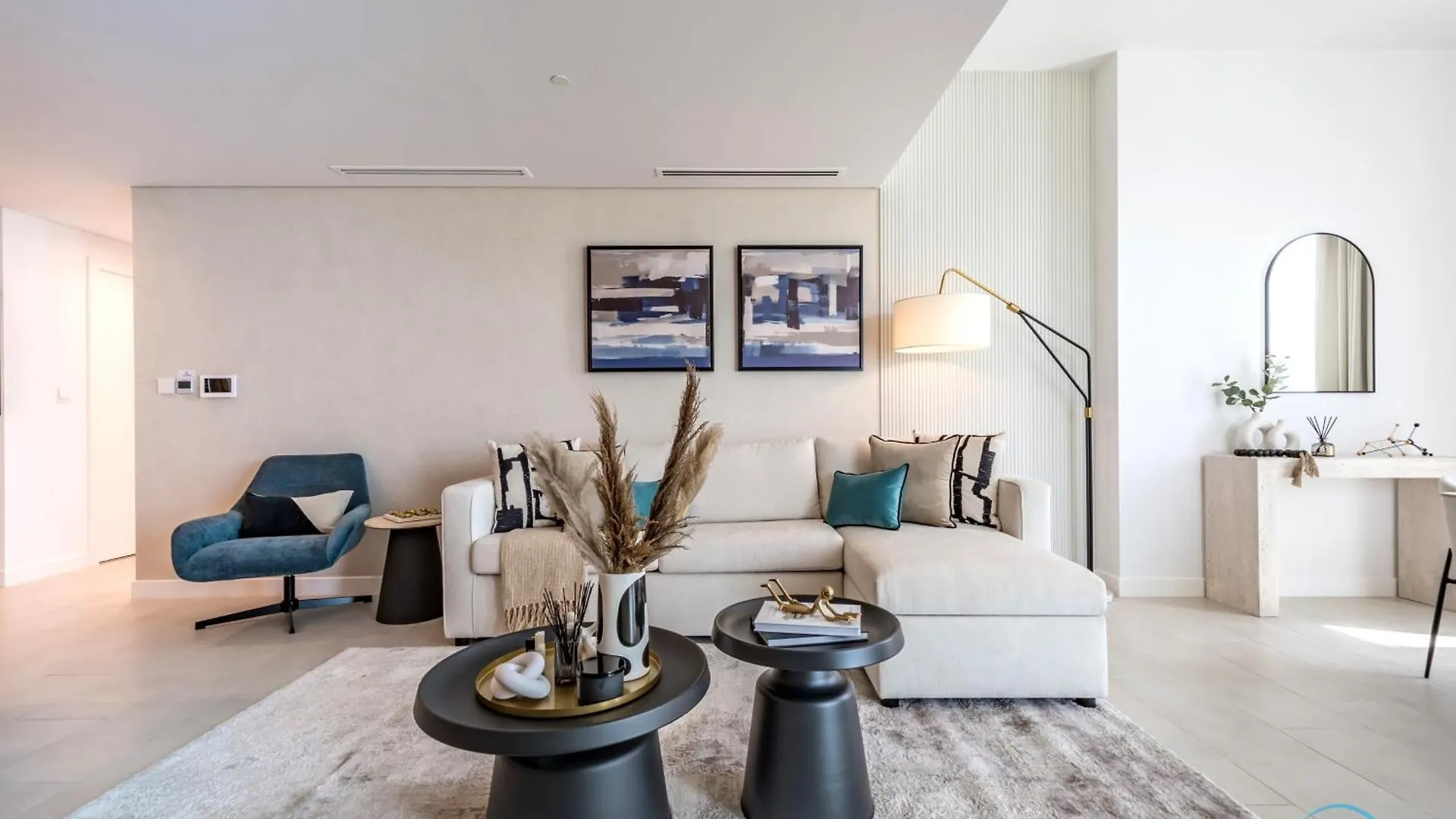 Elegant 2Br Apartment In La Vie, Jbr By Deluxe Holiday Homes Dubaj 0*,